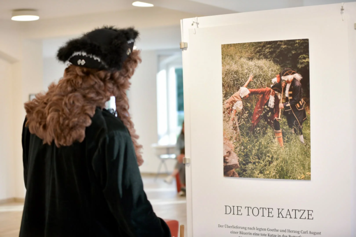 Vernissage „GOETHEs TREIBEN“ © Manuela Weiß | Die Kulturfabrik, Ilmenau Vernissage "GOETHEs TREIBEN" © Manuela Weiß | Die Kulturfabrik, Ilmenau